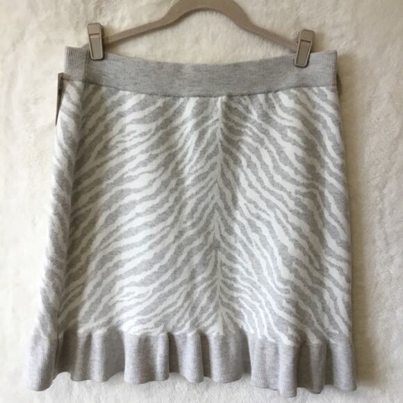 Anthropologie Gray Zebra Ruffled Knit Skirt - Picture 10 of 16